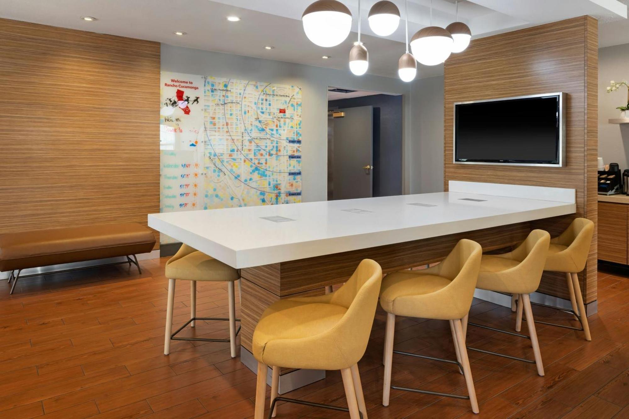 Towneplace Suites By Marriott Ontario Airport Rancho Cucamonga Luaran gambar